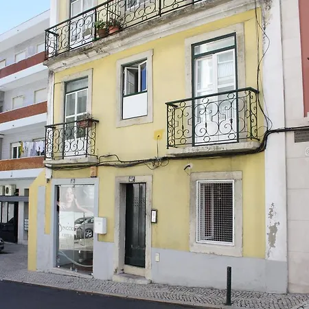Lisbon's Attic 公寓