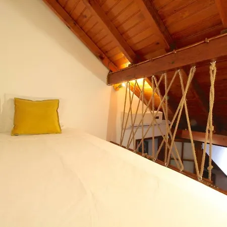 公寓 Lisbon's Attic *
